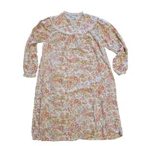 Vintage Accentuette Lanz of Salzburg Flannel Nightgown M Cotton Floral lace